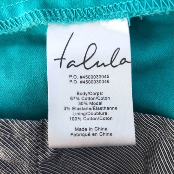 Aritzia Talula Turquoise Side Button Shorts - Size 6 - Picture 5 of 6